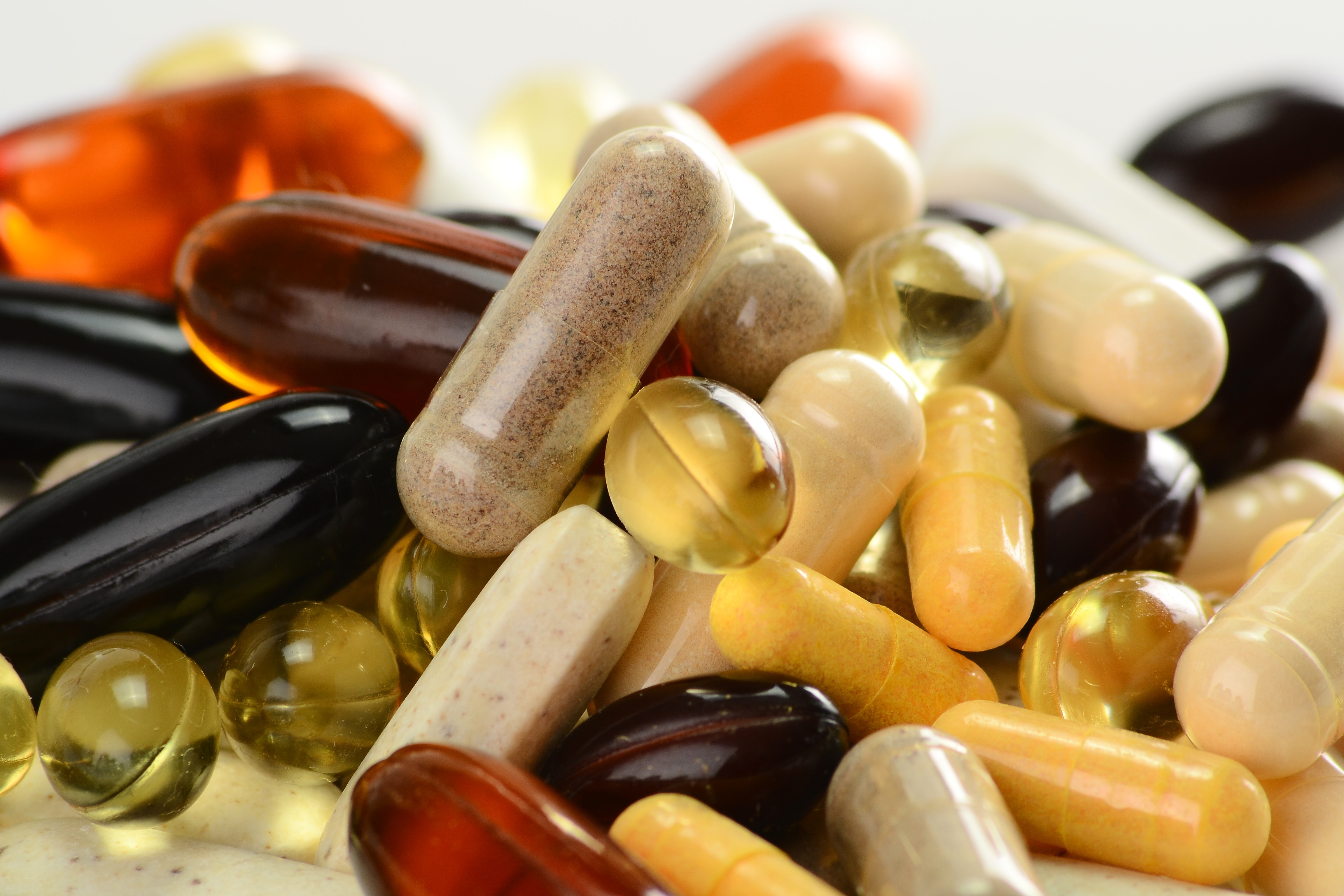 Vitamins and supplements for knee health